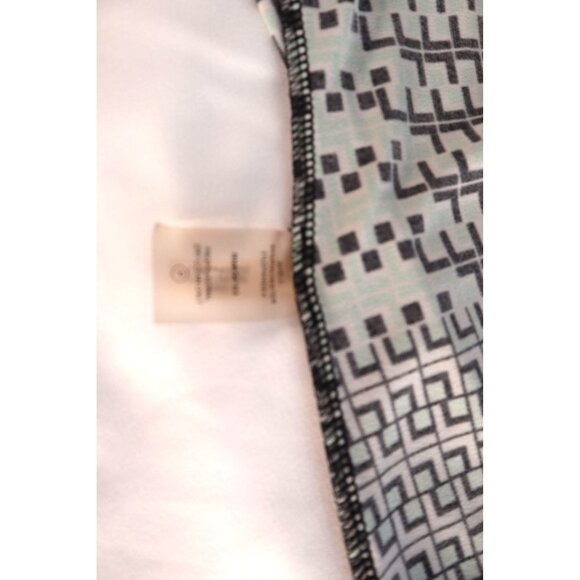 Calvin Klein Women's Sleeveless Top Size Medium Geometric Pattern - Picture 10 of 14